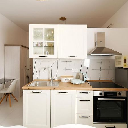 Apartment Frida Rab Banjol Esterno foto