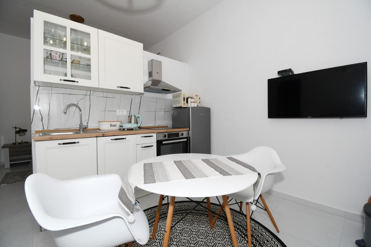 Apartment Frida Rab Banjol Esterno foto
