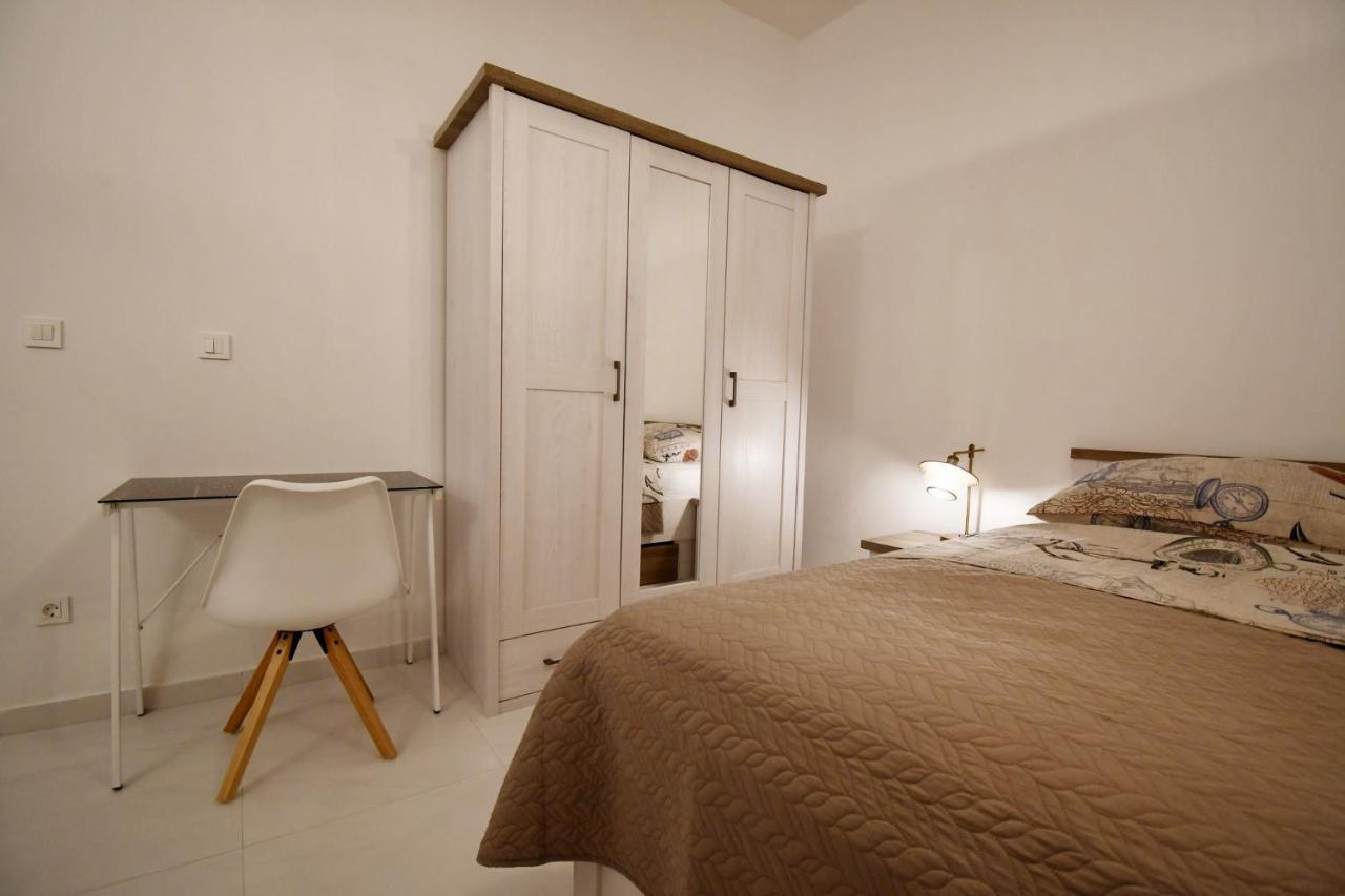 Apartment Frida Rab Banjol Esterno foto